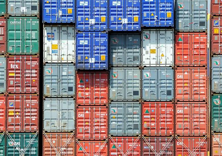 12000_5337 Containerstapel - unterschiedlich farbige Metallboxen. | HHLA Container Terminal Hamburg Altenwerder ( CTA )